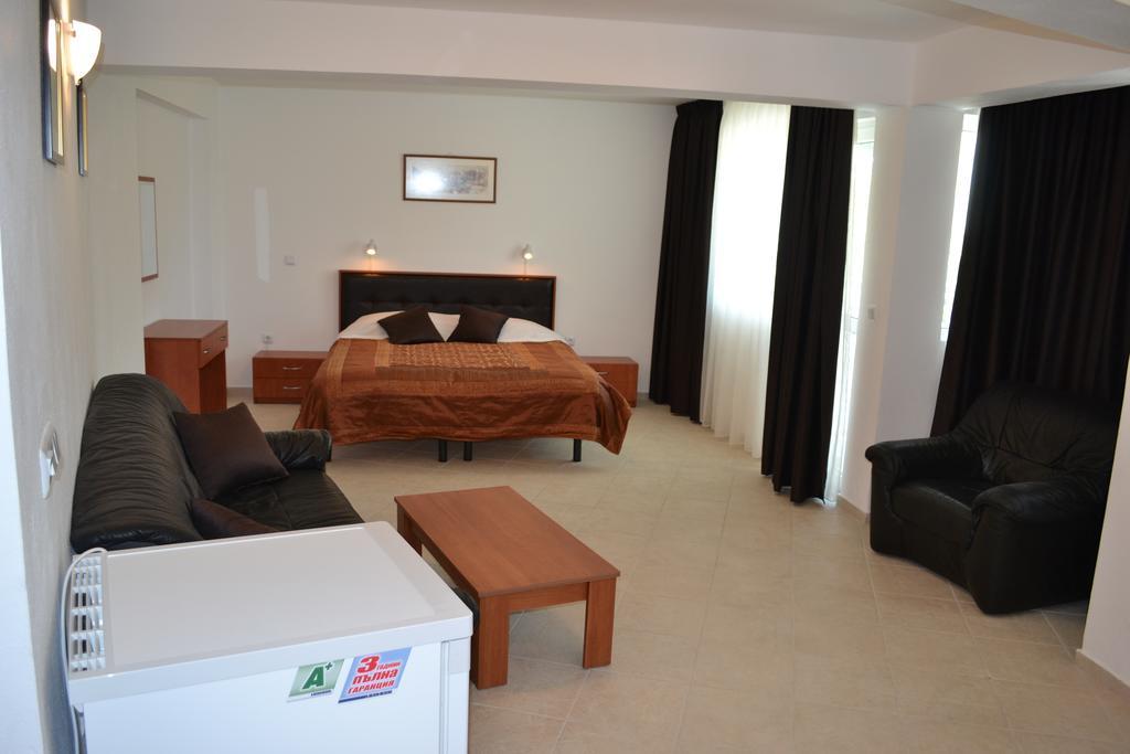 Family Hotel Magnolia บัลชิค ภายนอก รูปภาพ